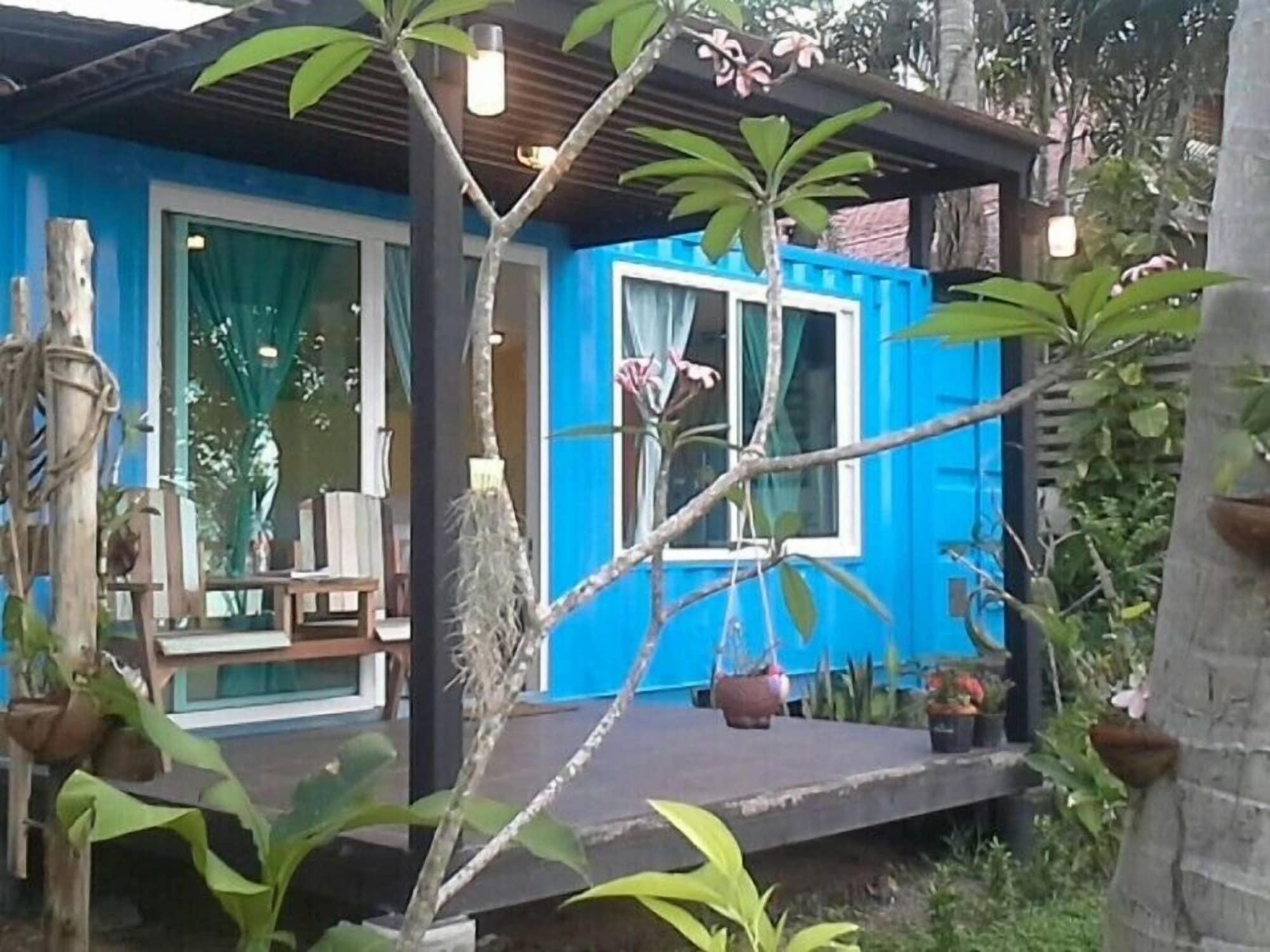 Think & Retro Cafe Lipa Noi Samui Hostel Exterior photo