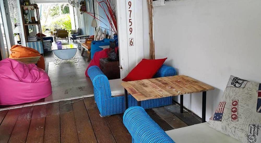 Think & Retro Cafe Lipa Noi Samui Hostel Exterior photo